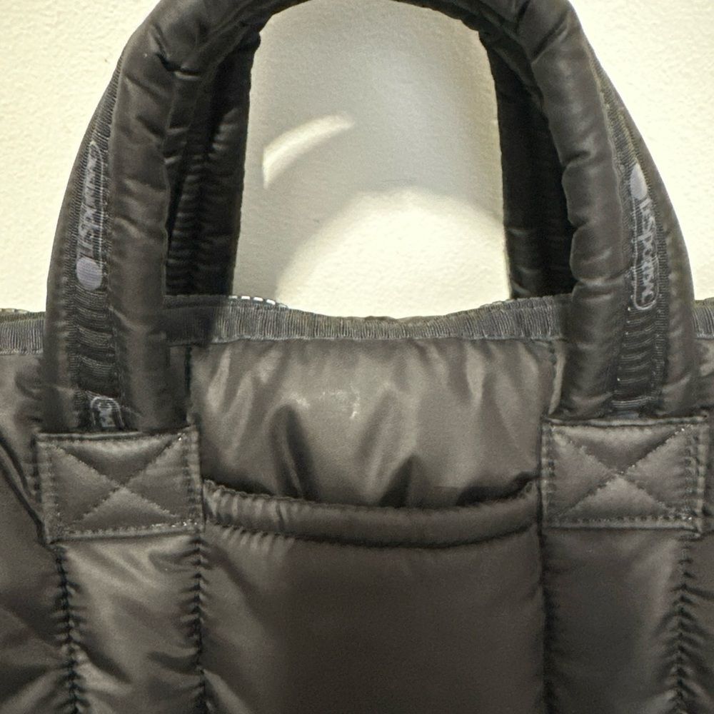 LeSpotsac Black Quilted Handbag crossbody rare - Picture 5 of 13